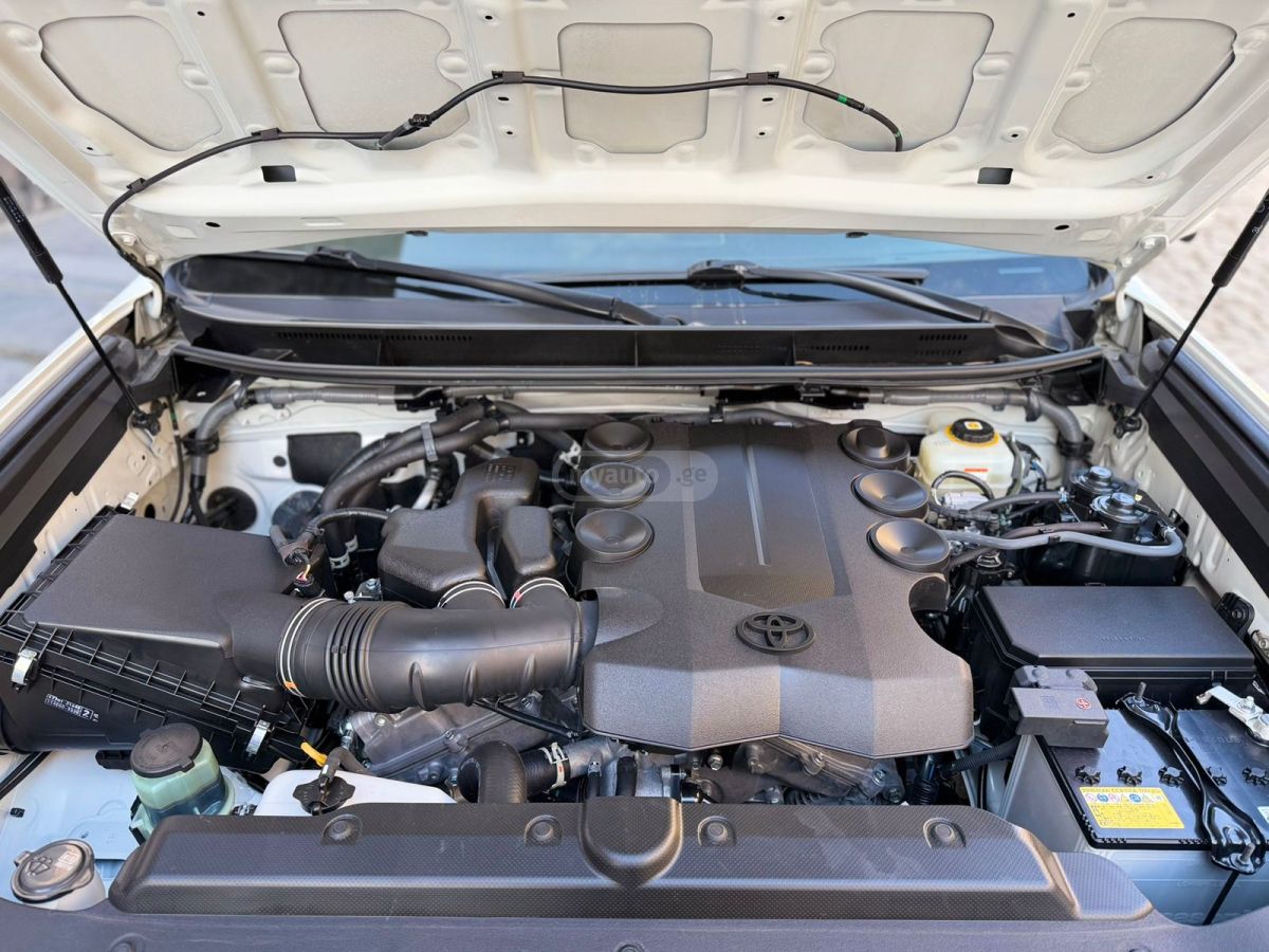 Toyota Land Cruiser Prado - фото 8