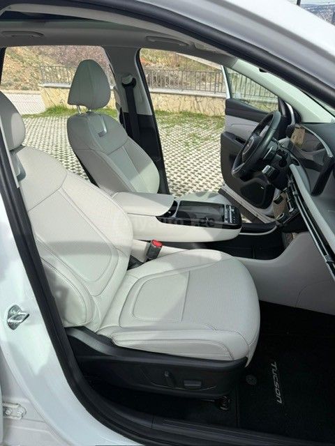 Hyundai limited hybrid — миниатюра 10