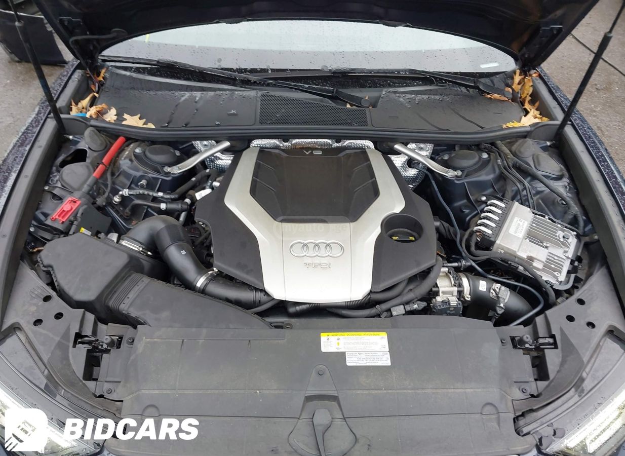 Audi A6 - фото 9
