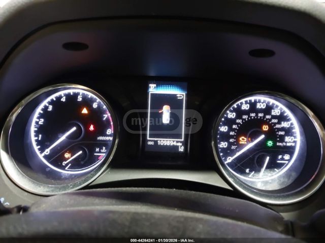 Toyota Camry - фото 11