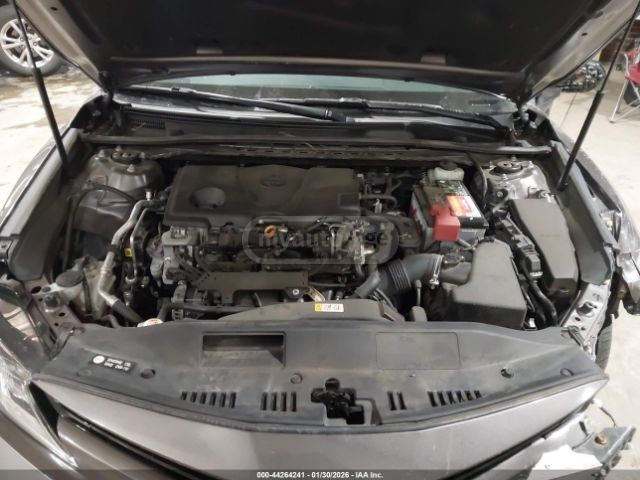 Toyota Camry - фото 12