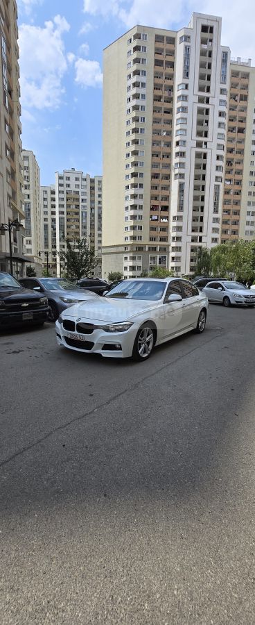 BMW3202015