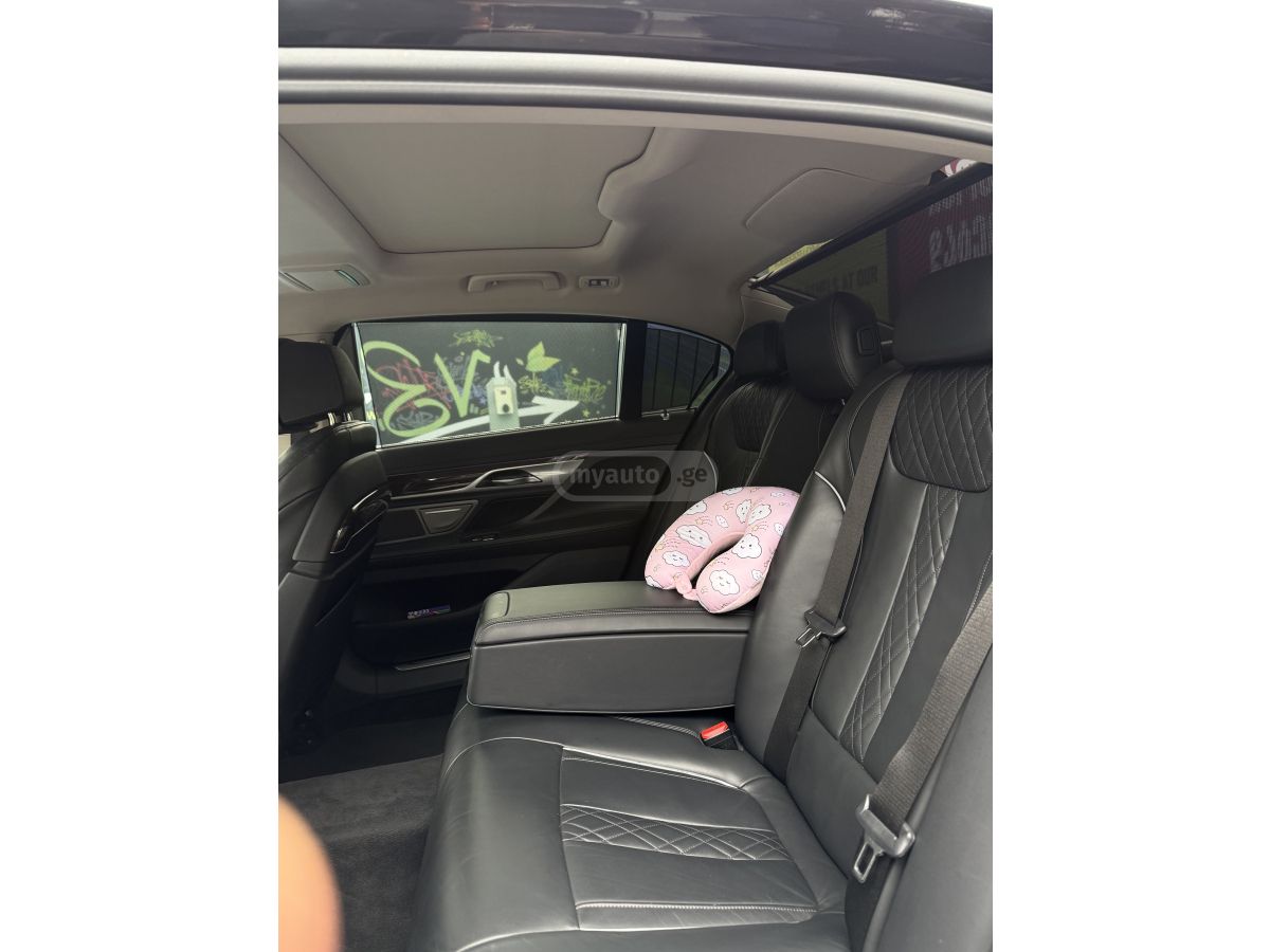 BMW 740 - фото 11