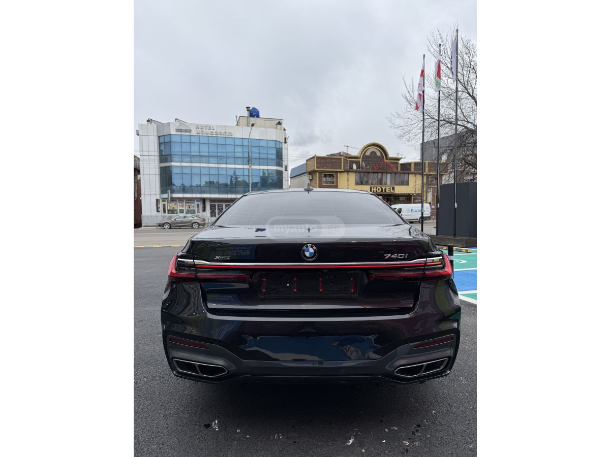 BMW 740 - фото 8