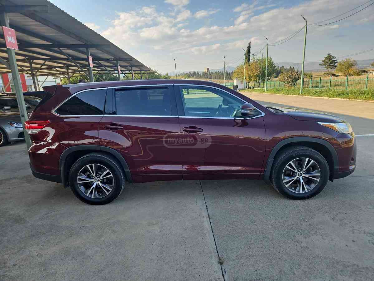 Toyota Highlander - фото 8