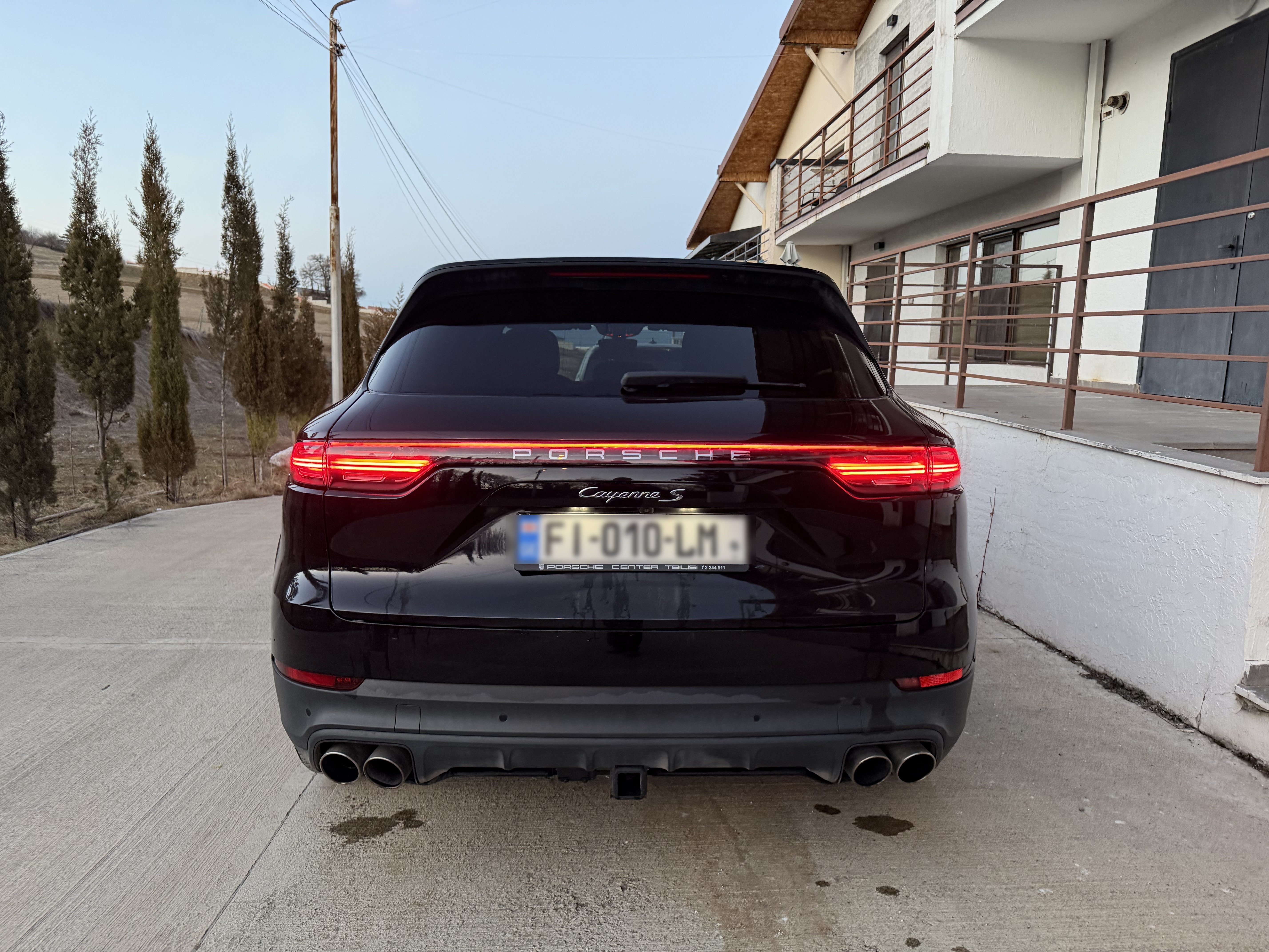 Porsche Cayenne - фото 2