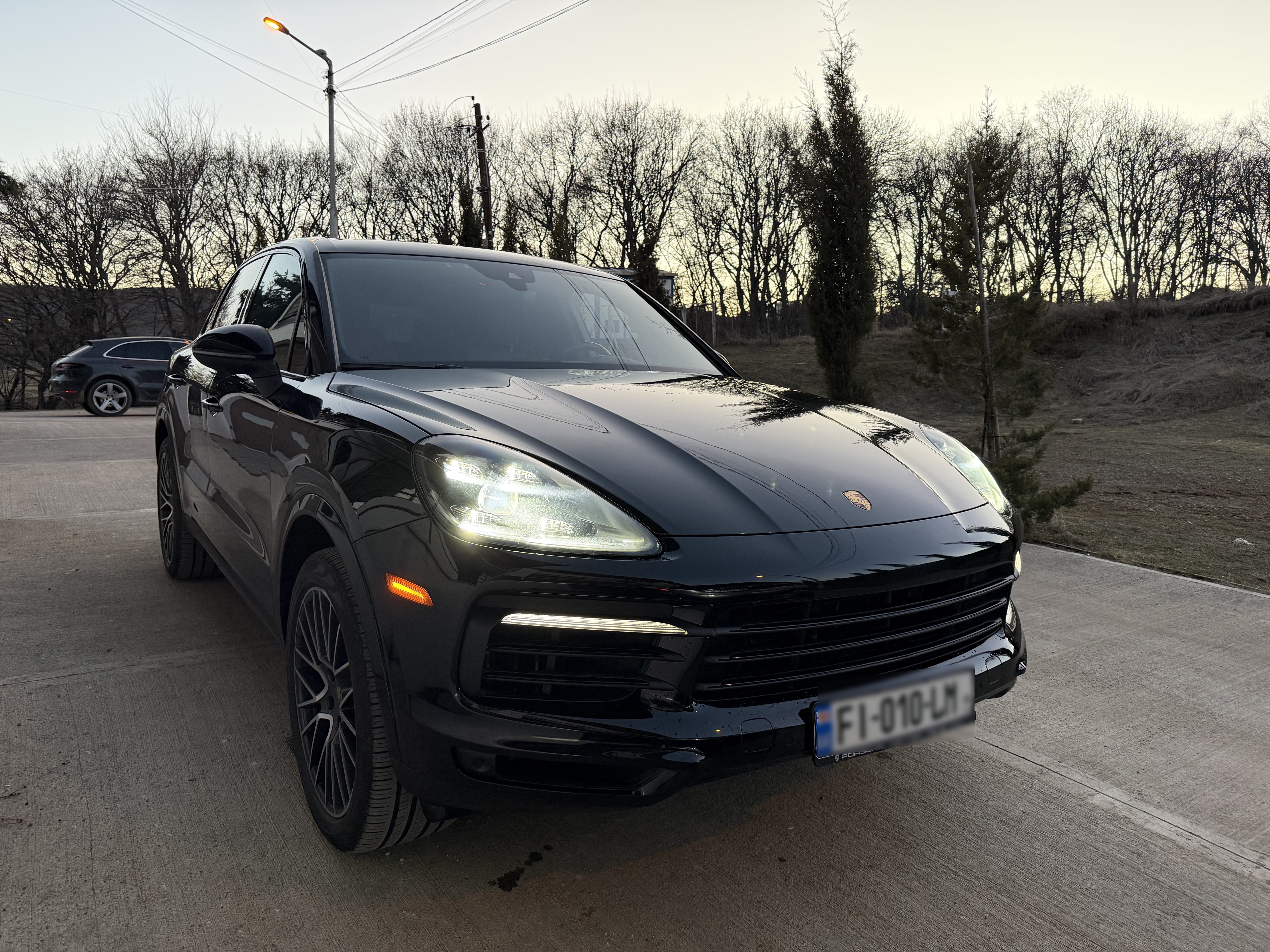 Porsche Cayenne - фото 3