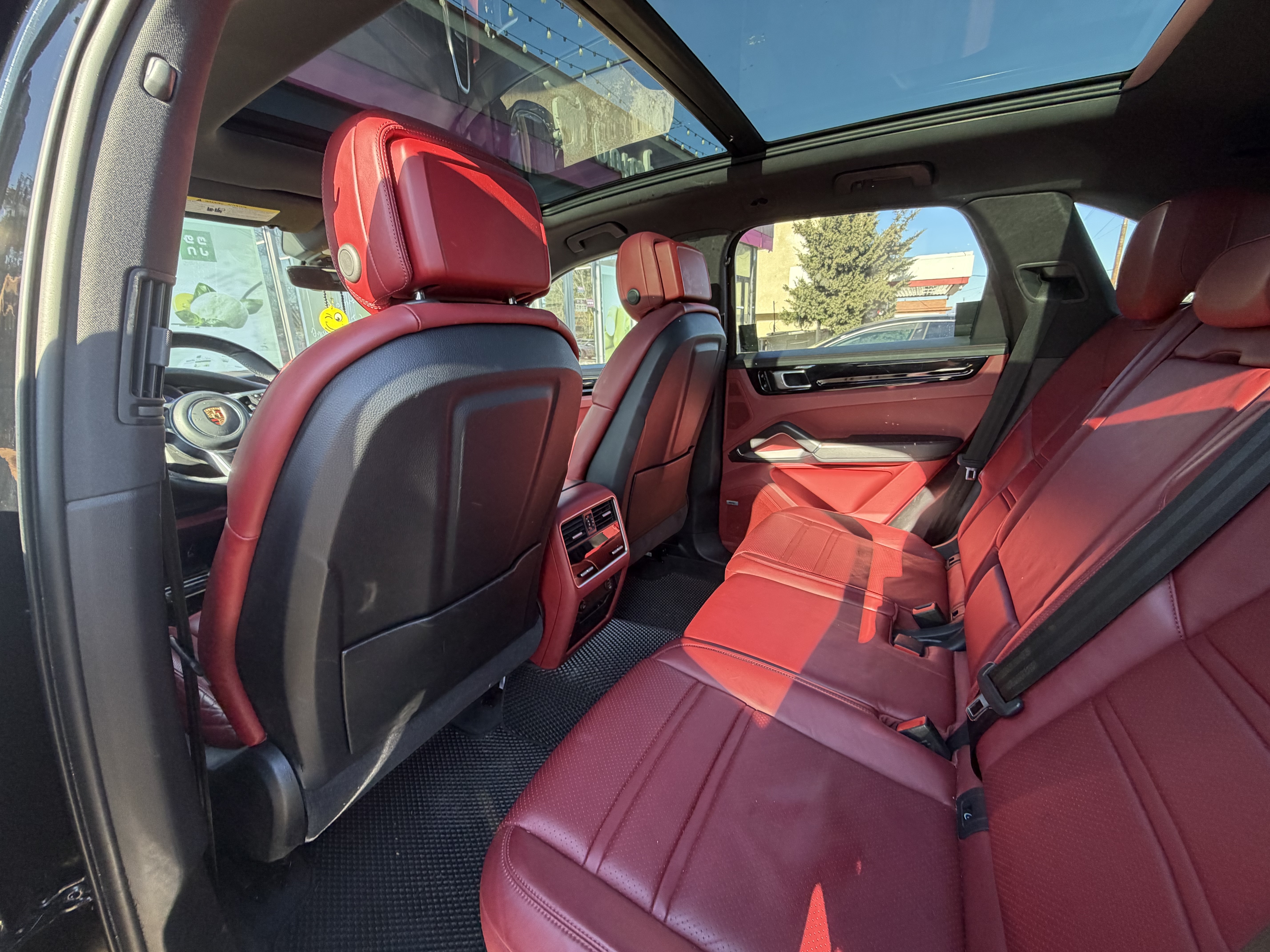 Porsche Cayenne - фото 6