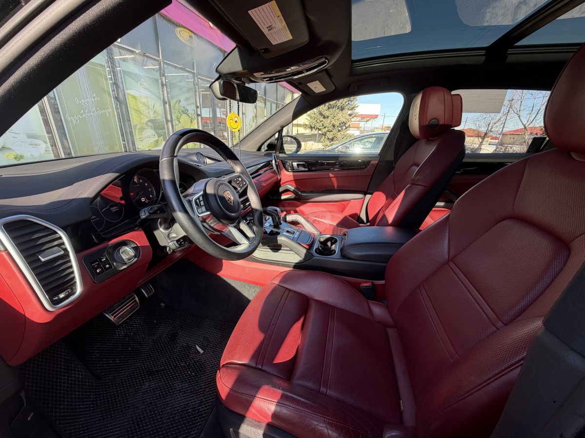 Porsche Cayenne - фото 7