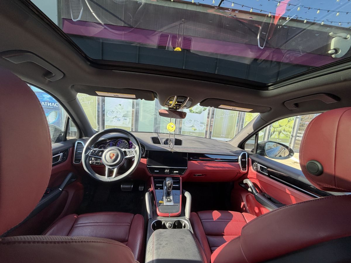 Porsche Cayenne - фото 8