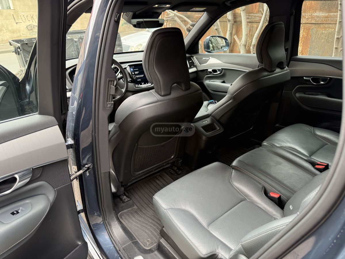 Volvo XC 90 - фото 13