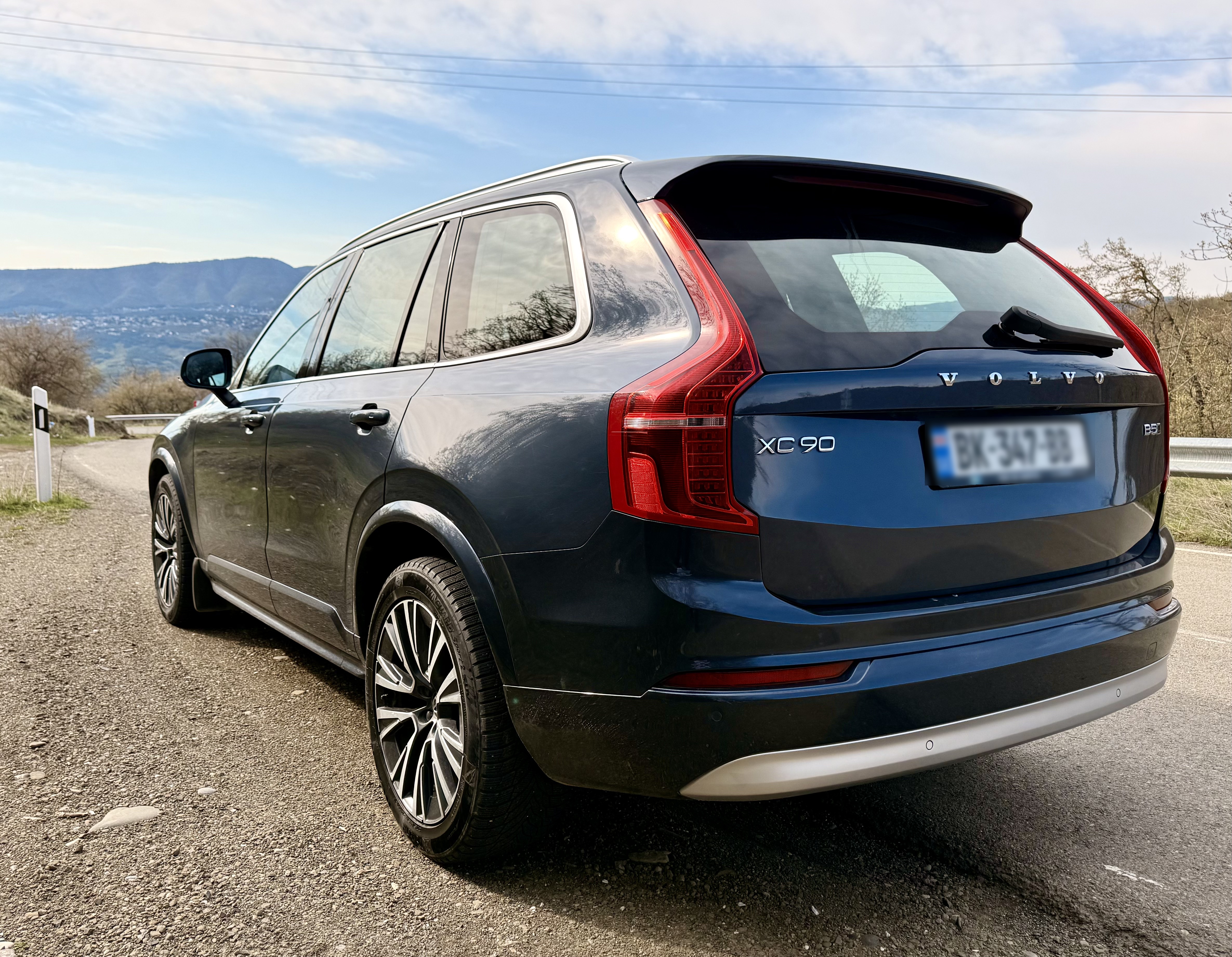 Volvo XC 90 - фото 8