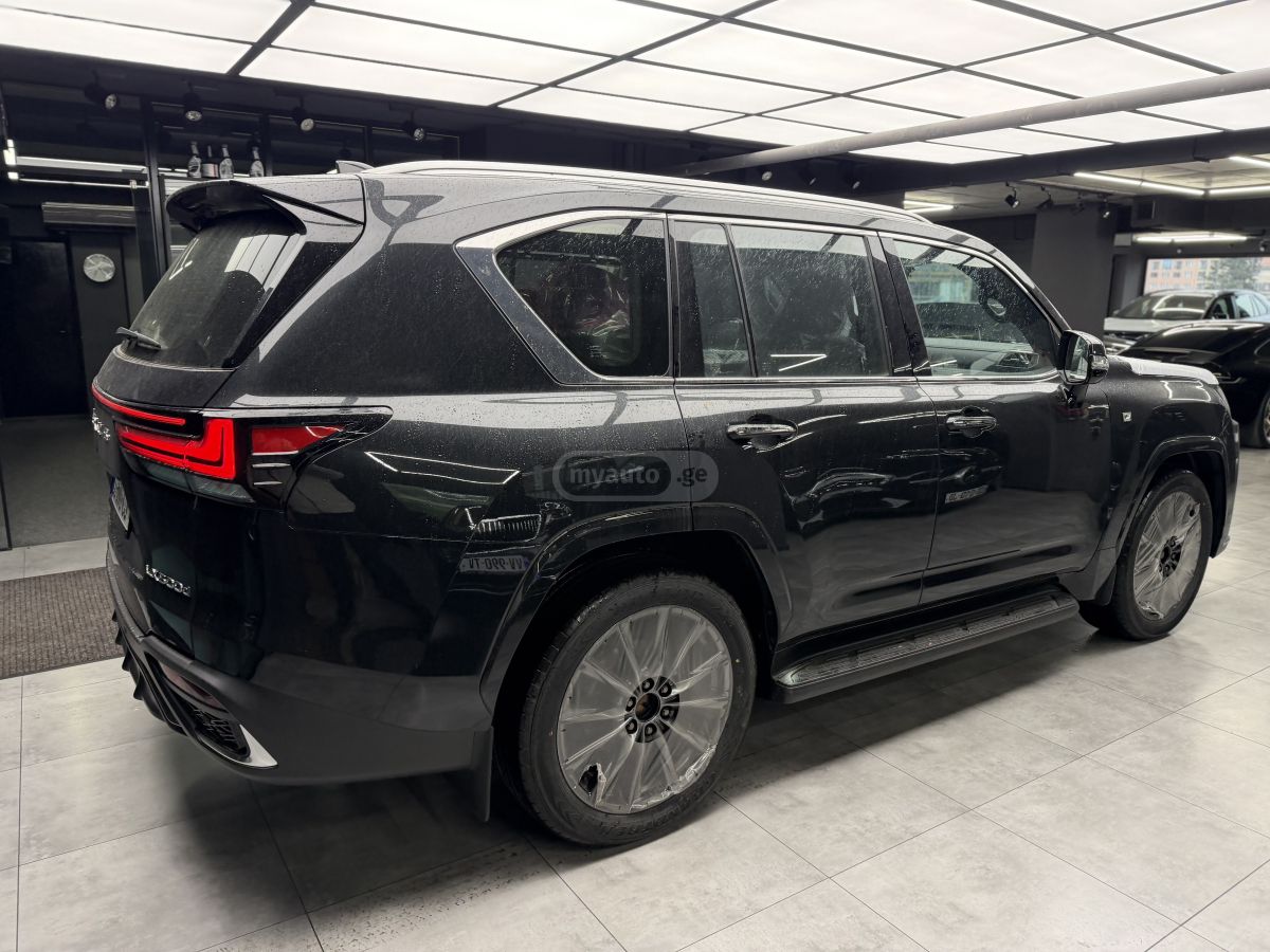 Lexus LX 500 - фото 7