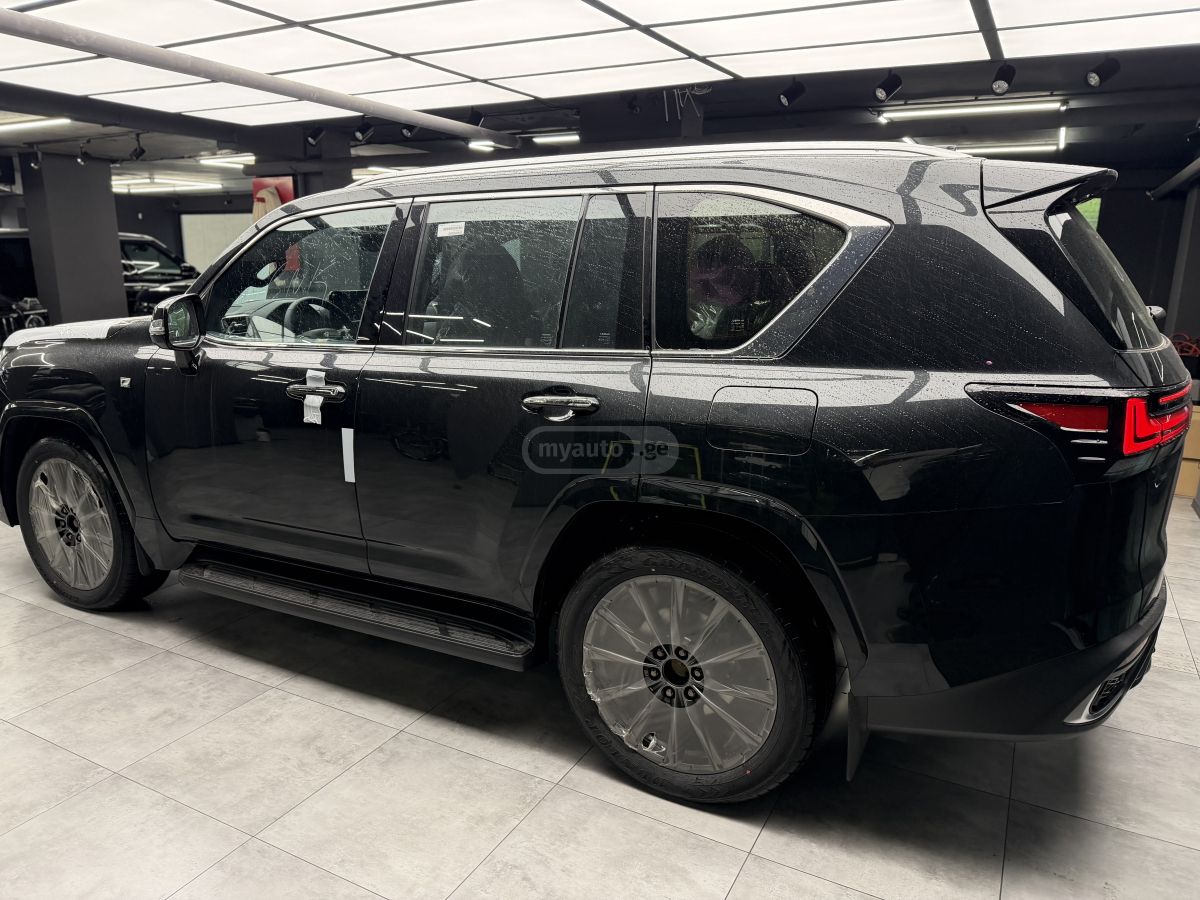 Lexus LX 500 - фото 8