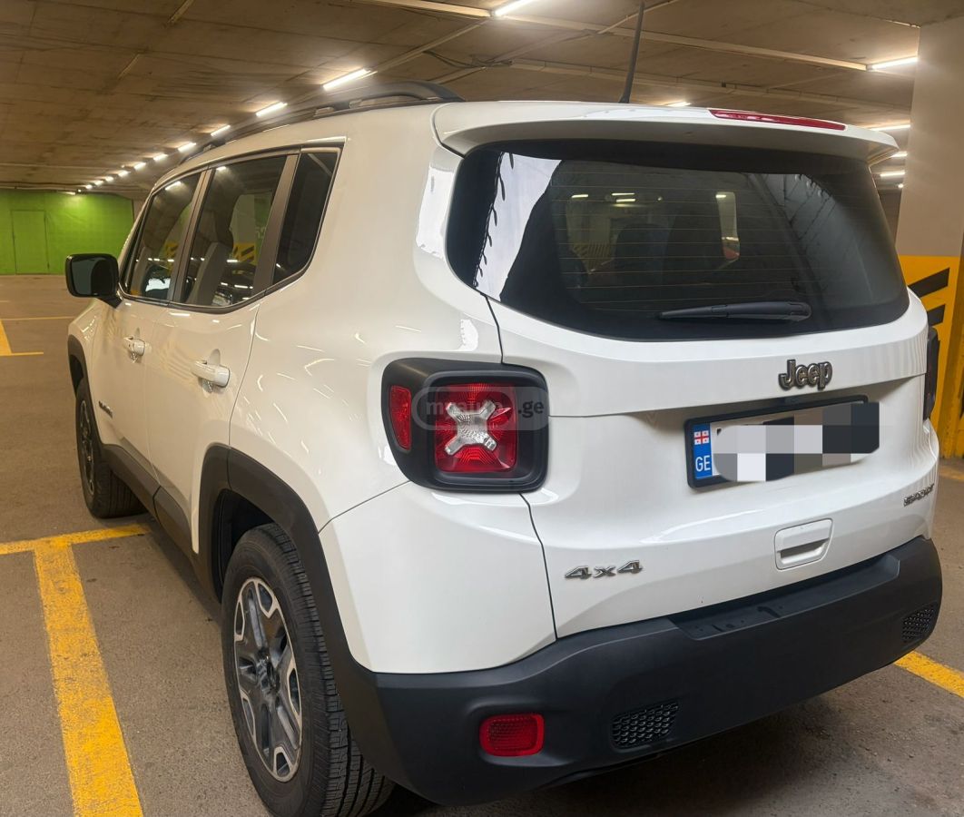 Jeep Renegade - фото 5