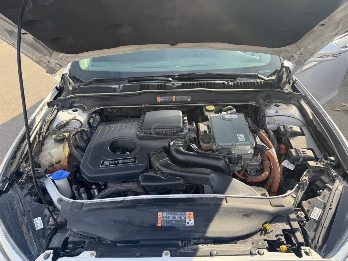 Ford Fusion - фото 6