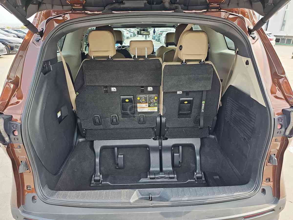 Toyota Sienna - фото 13