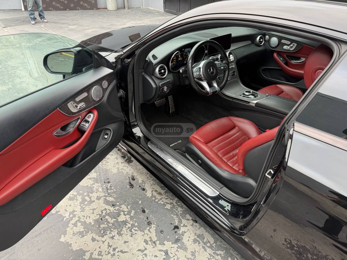 Mercedes-Benz C 300 - фото 6