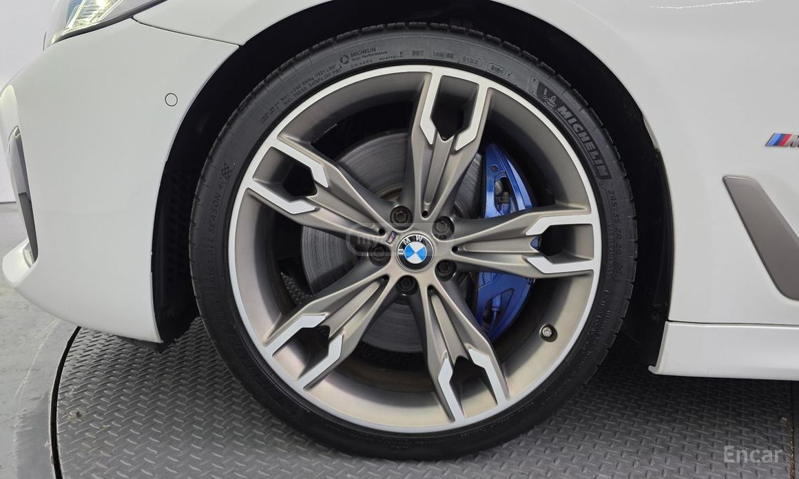 BMW M550 i xDrive 4dr All-Wheel Drive S 2022 — миниатюра 5