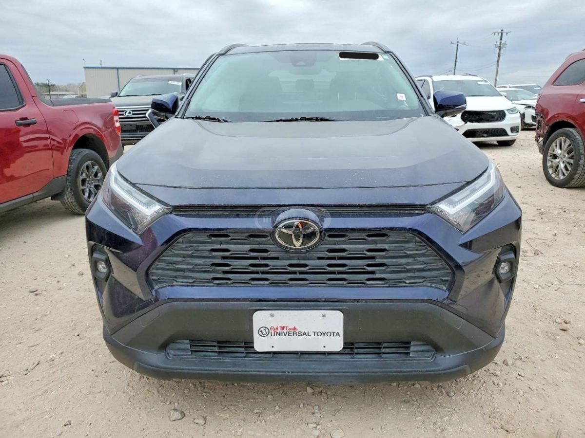 Toyota RAV 4 - фото 5