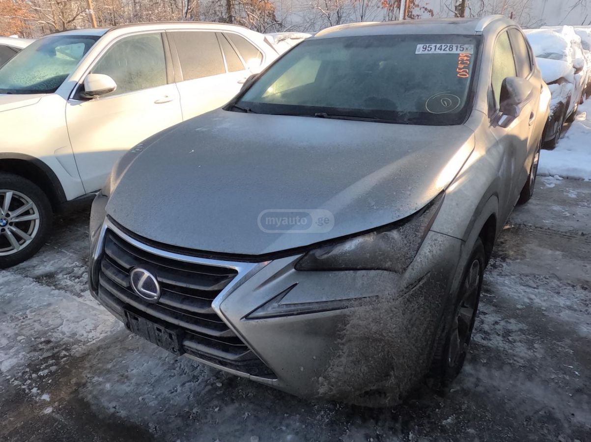 Lexus NX 300 - фото 1