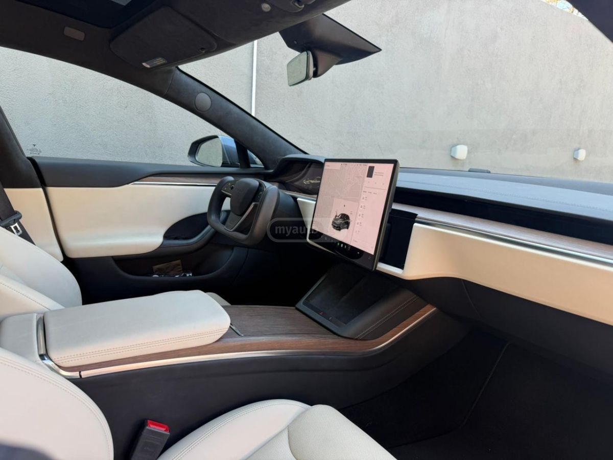 Tesla Model S - фото 3