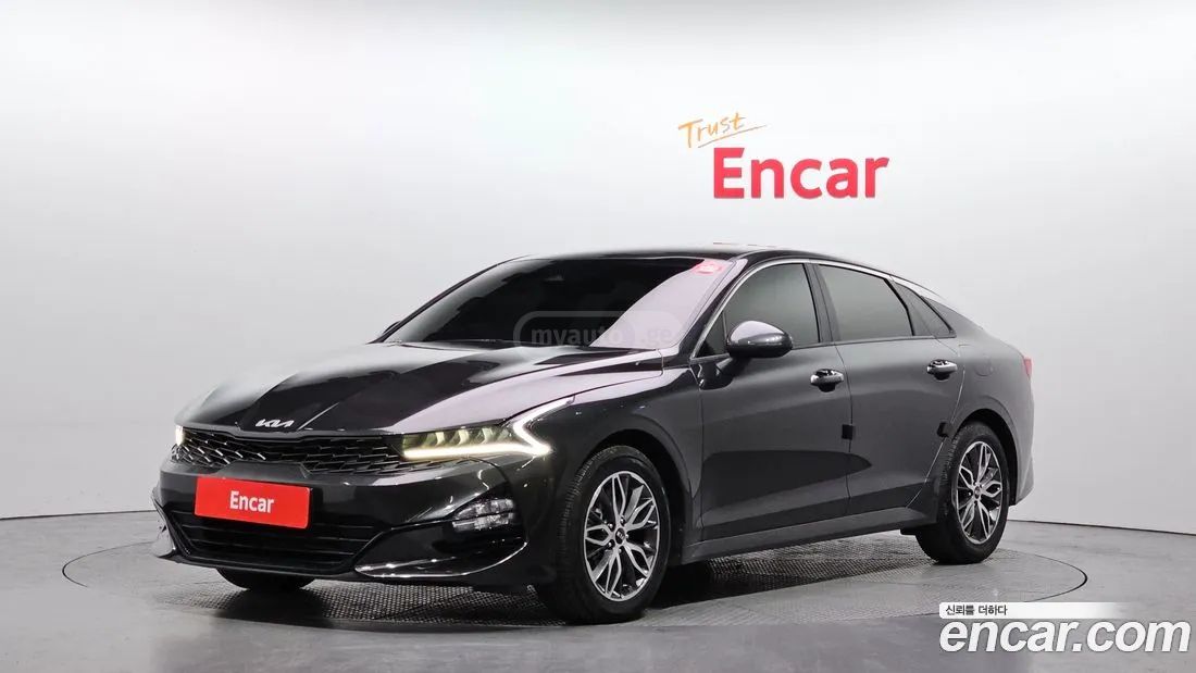 Kia Optima - фото 1