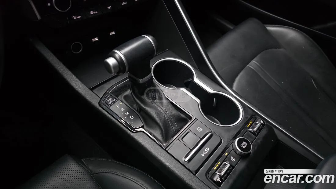 Kia Optima - фото 9