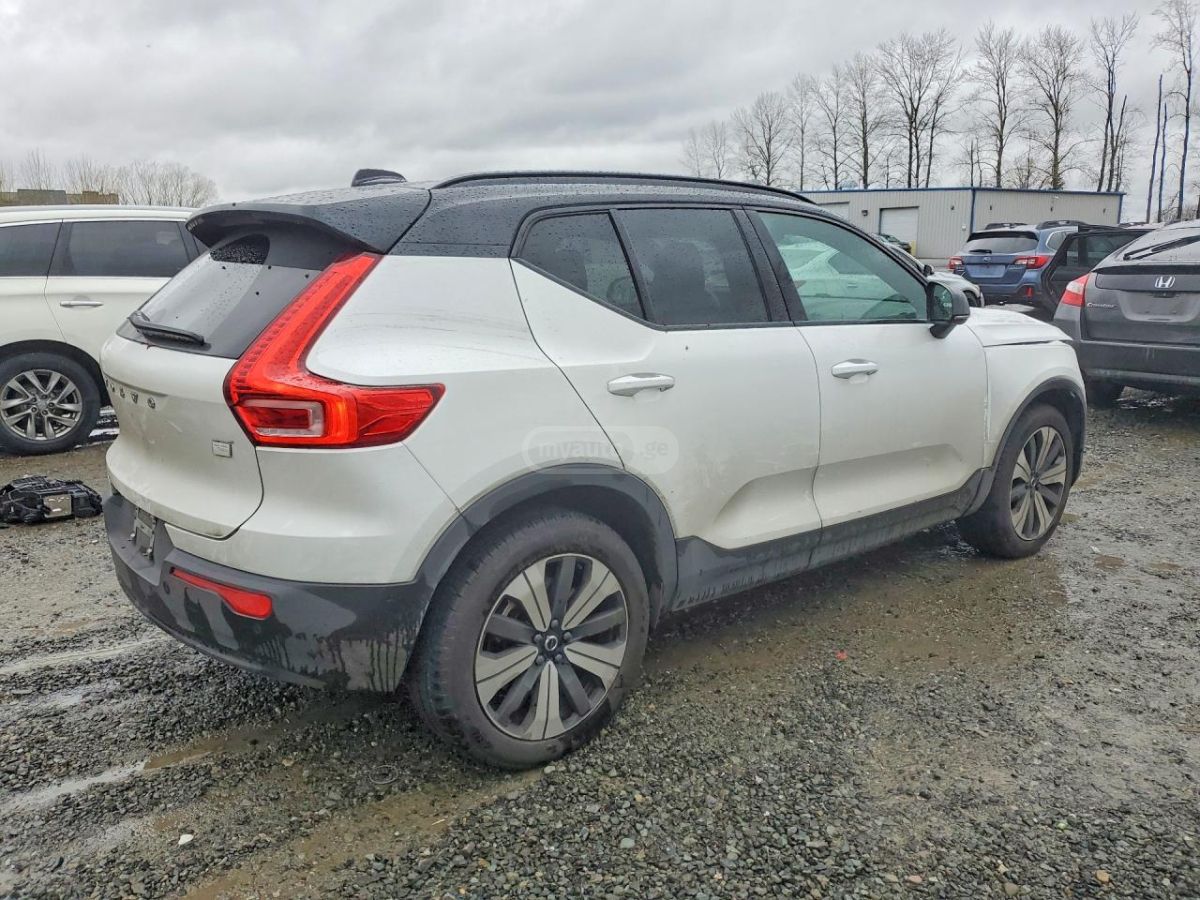 Volvo XC 40 2025 — миниатюра 8