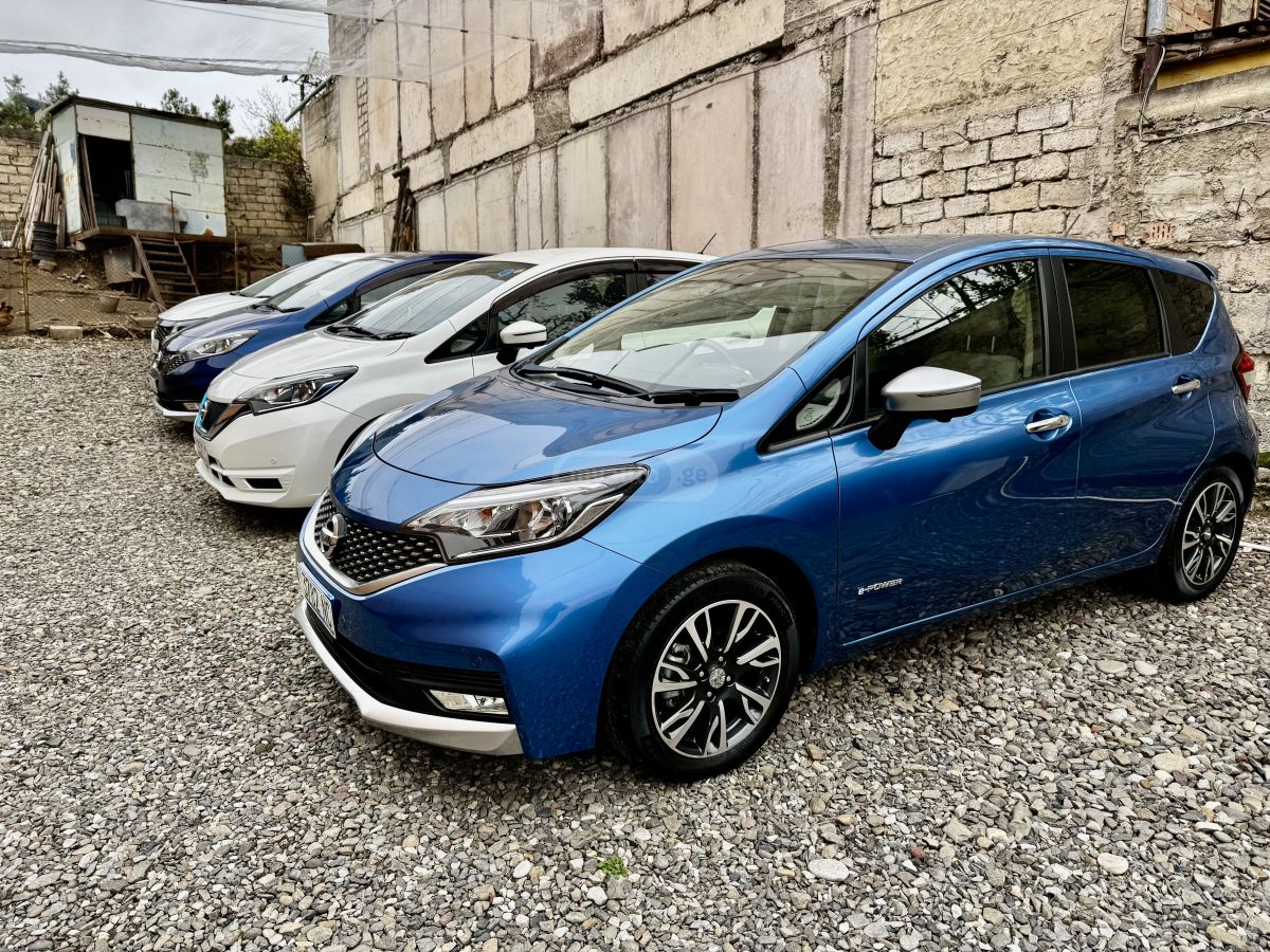Nissan Note - фото 13