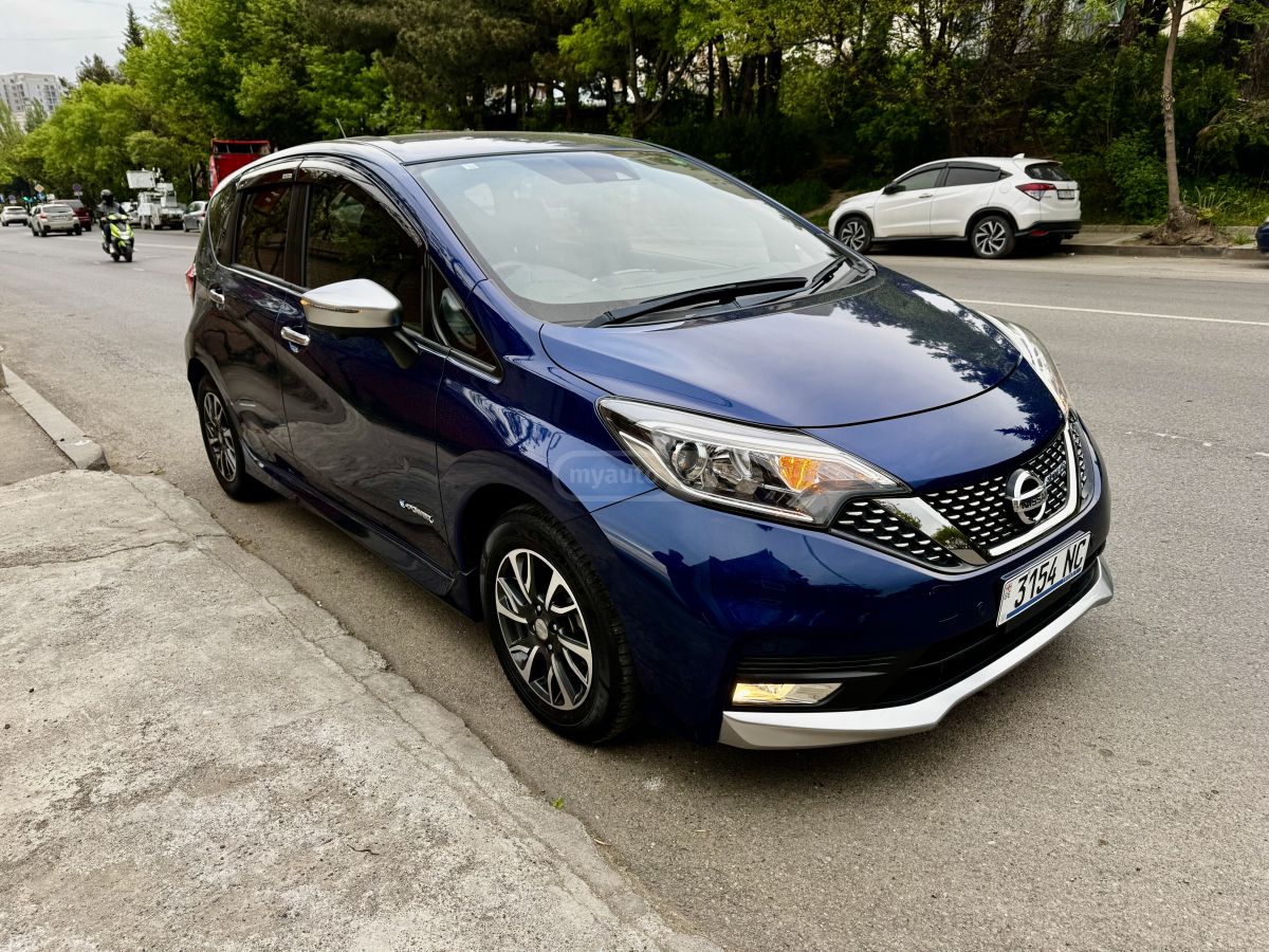 Nissan Note - фото 3