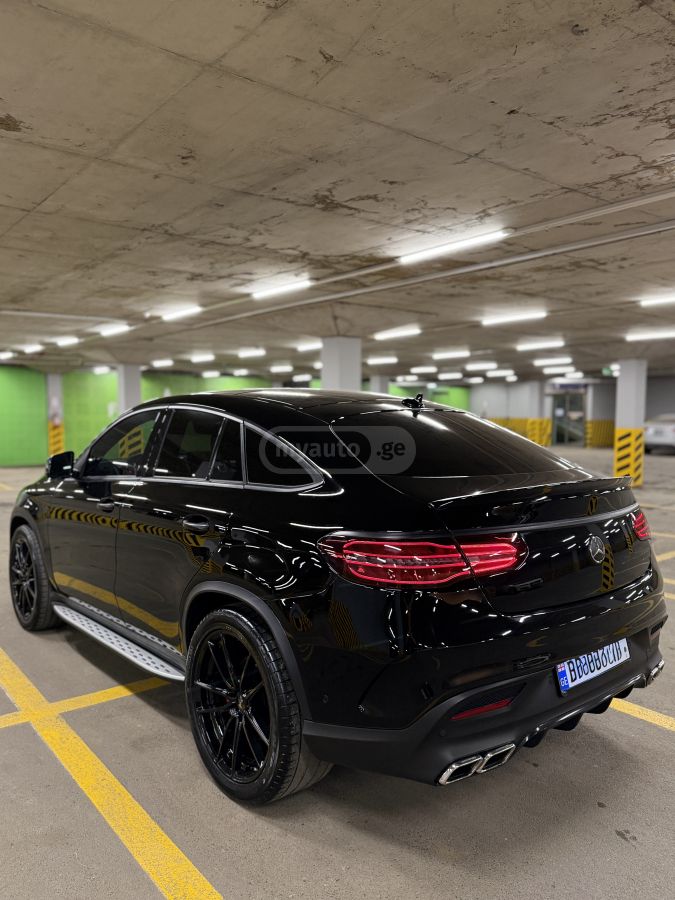 Mercedes-Benz GLE 63 AMG - фото 5