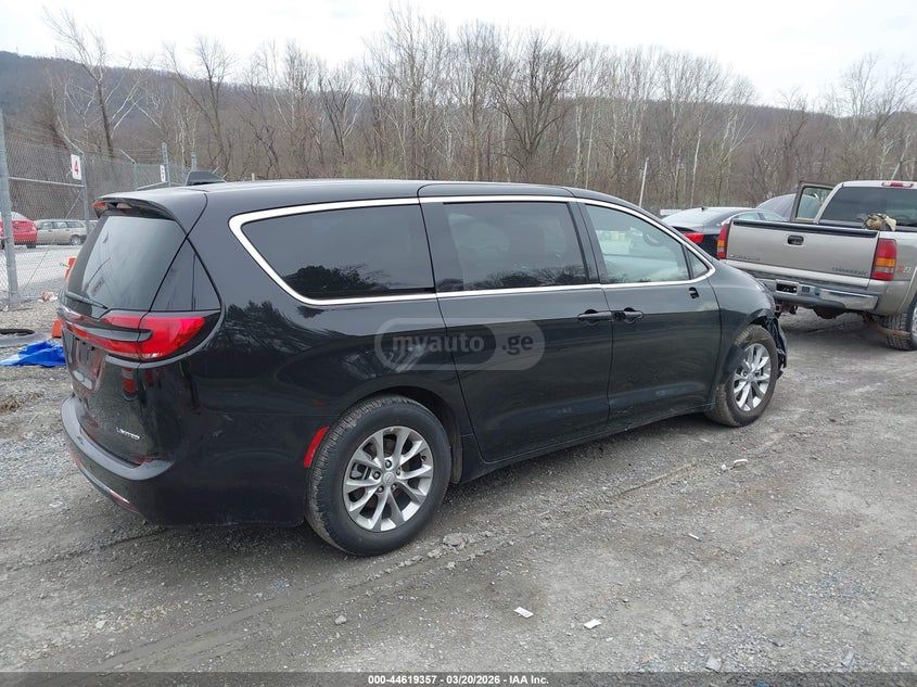 Chrysler Pacifica 2026 — миниатюра 4