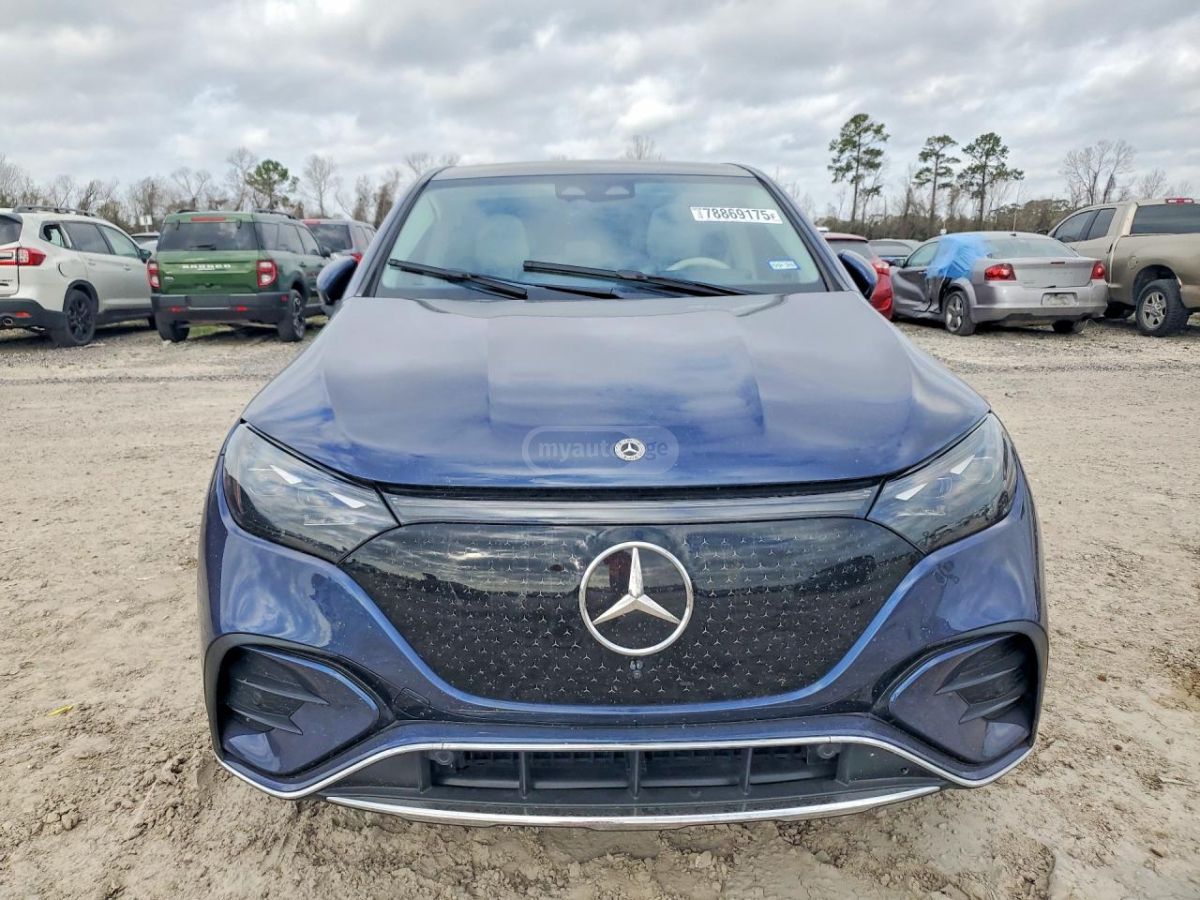 Mercedes-Benz EQE 350 - фото 8