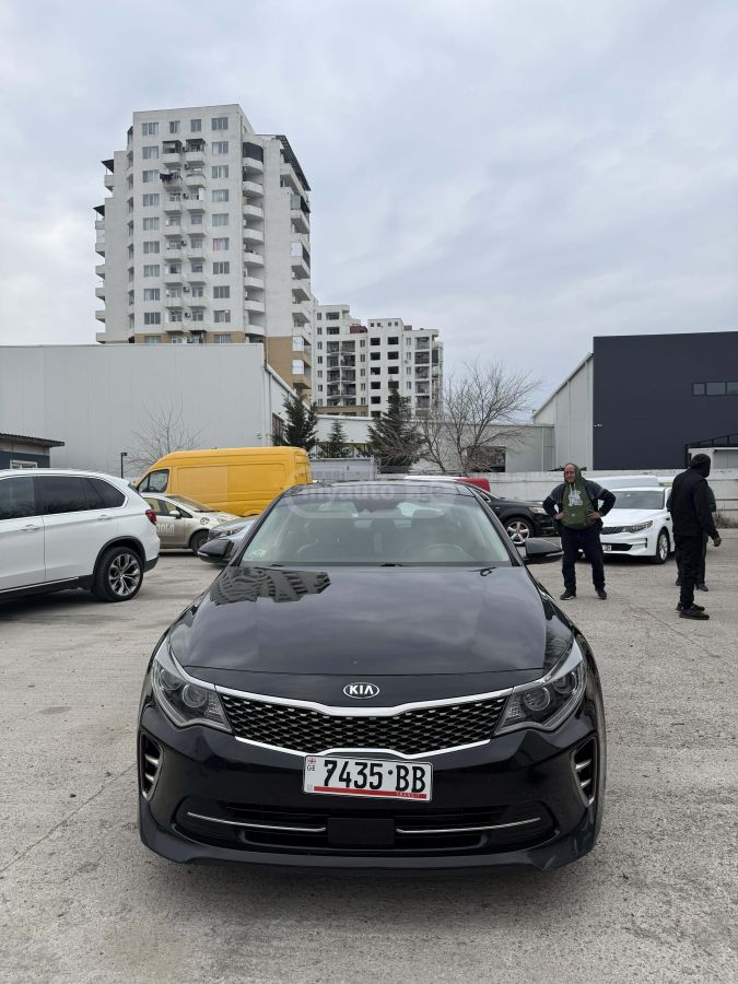 Kia Optima - фото 1