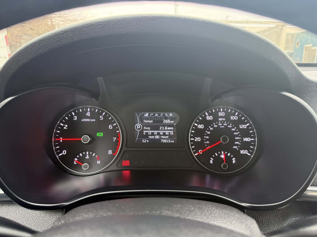 Kia Optima - фото 4