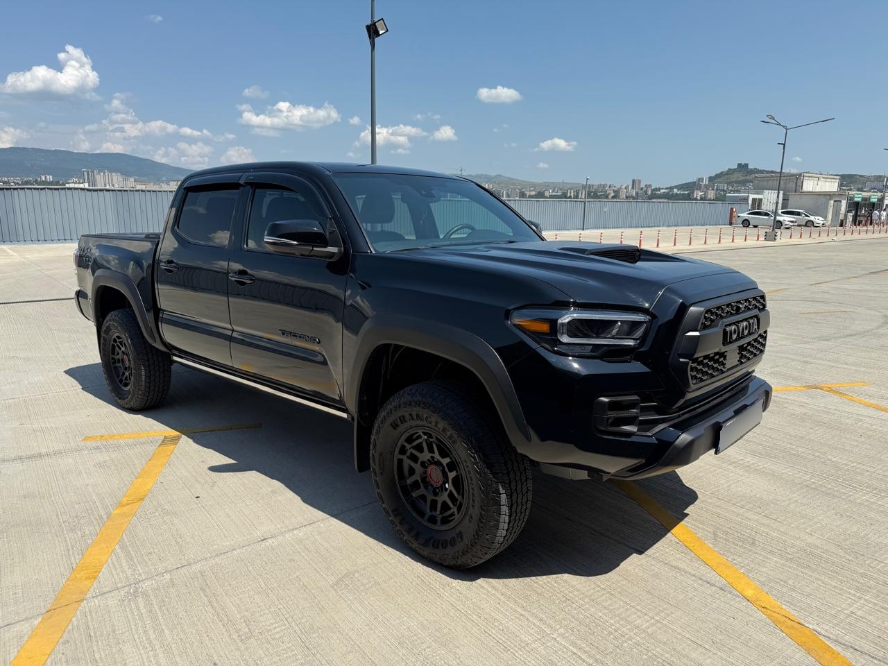 Toyota Tacoma - фото 5
