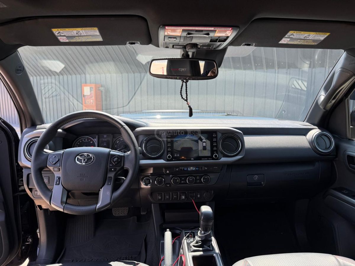 Toyota Tacoma - фото 9