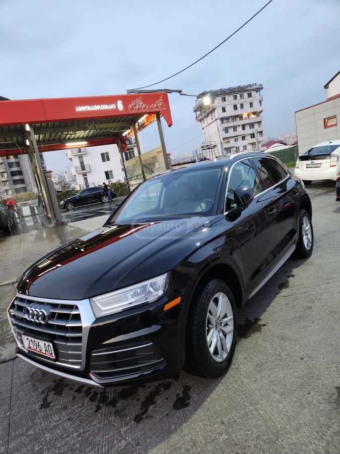 Audi Q5 - фото 2