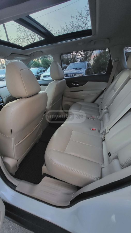 Nissan Rogue - фото 7