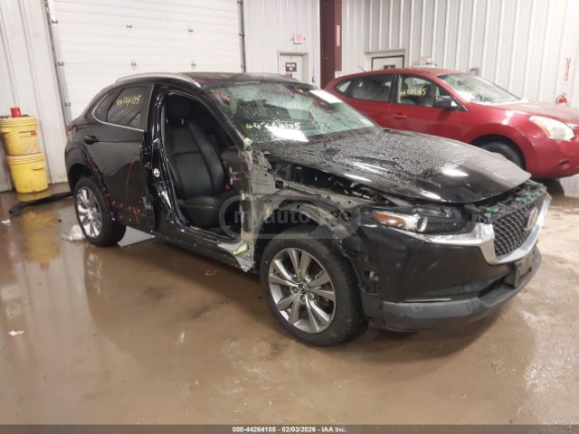 Mazda CX-30 - фото 1