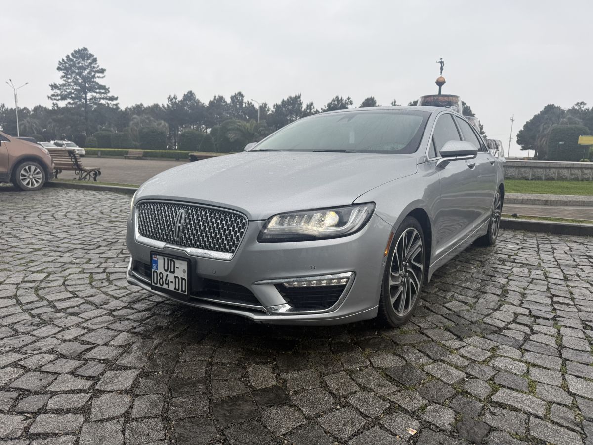 Lincoln MKZ - фото 1