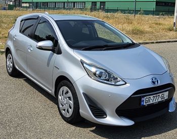 ToyotaAqua2018