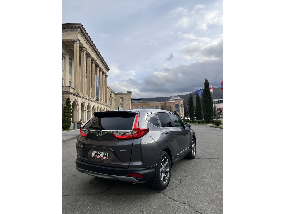 Honda CR-V - фото 7