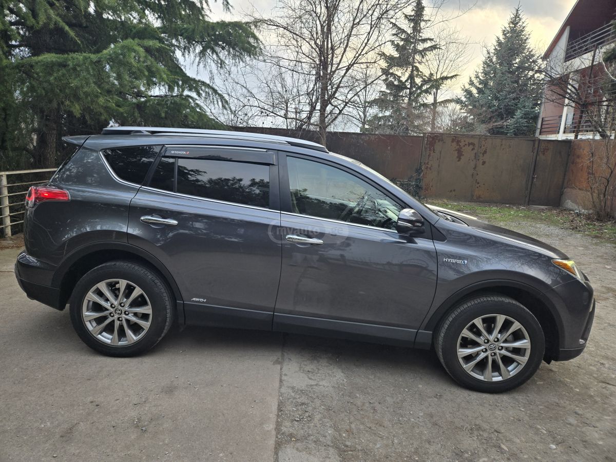 Toyota RAV 4 - фото 9