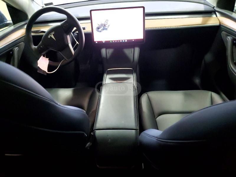 Tesla Model Y - фото 5