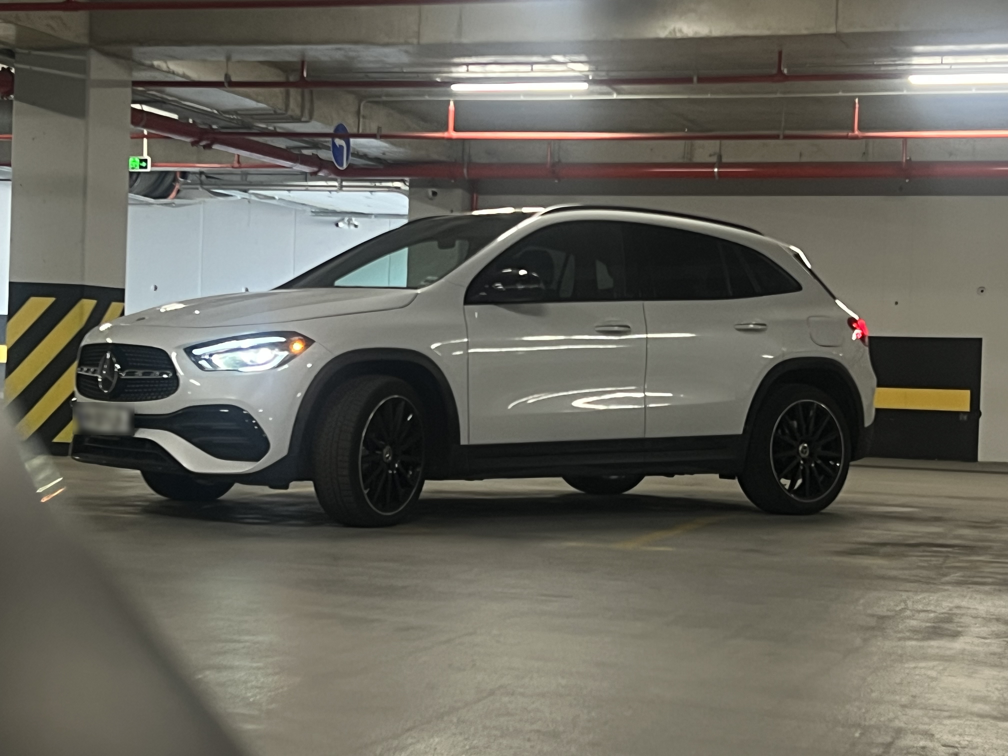 Mercedes-Benz GLA 250 - фото 1