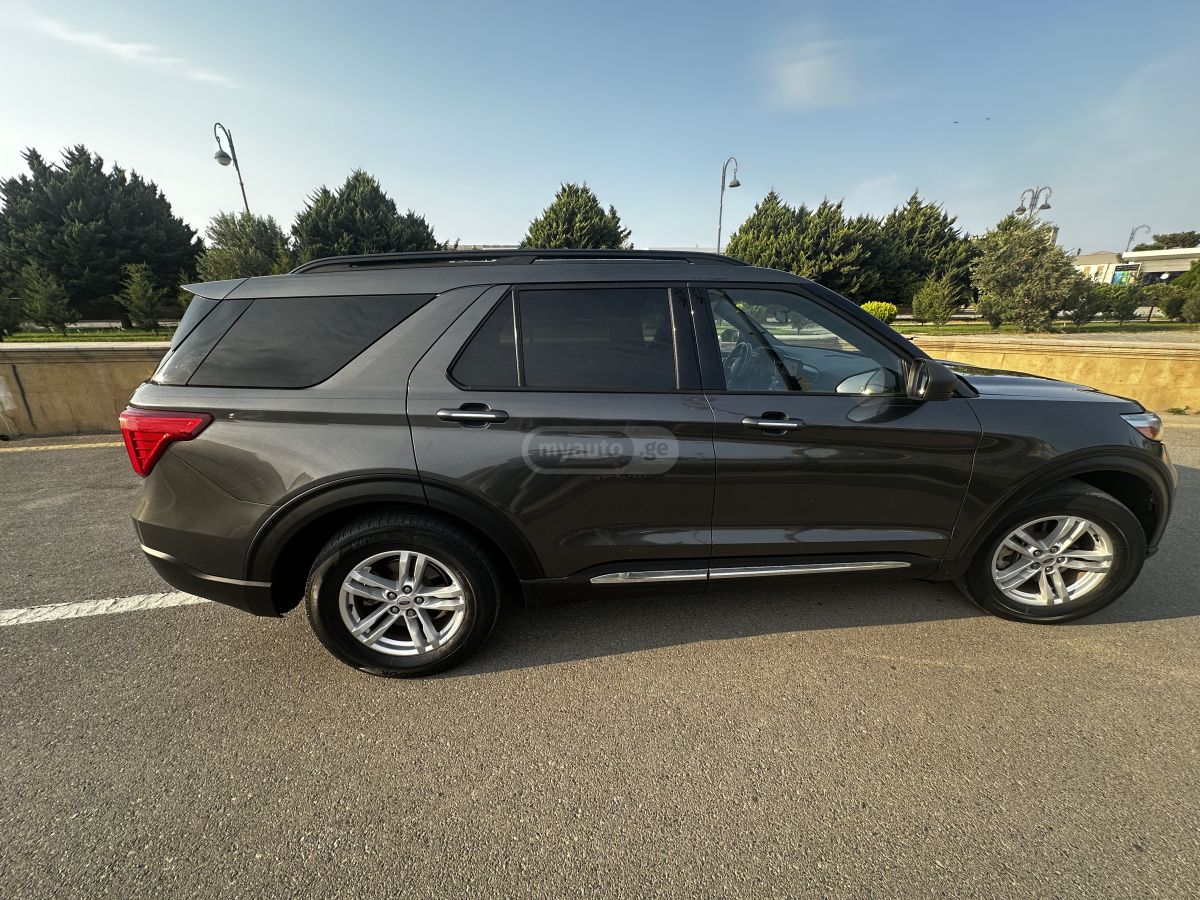 Ford Explorer - фото 2
