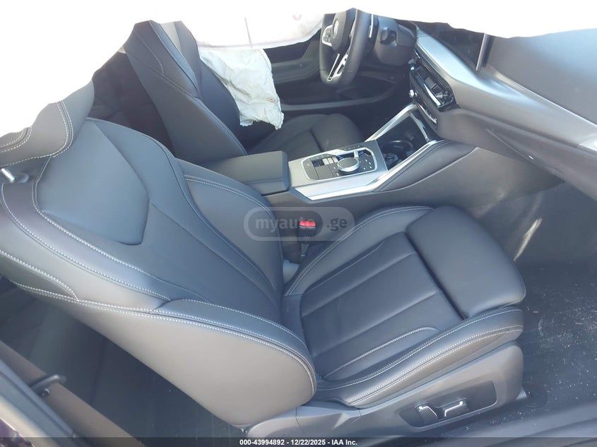 BMW 230i 2025 — миниатюра 5