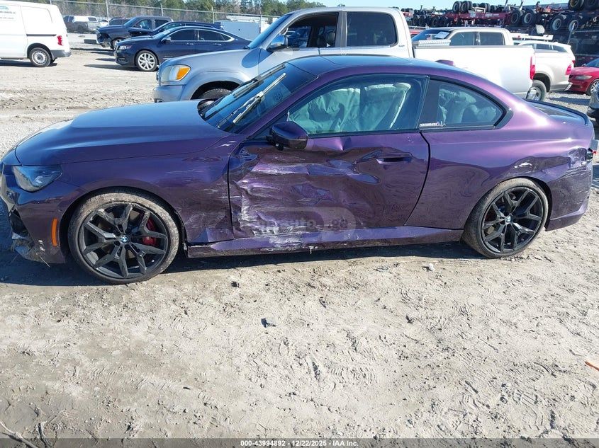 BMW 230i 2025 — миниатюра 6